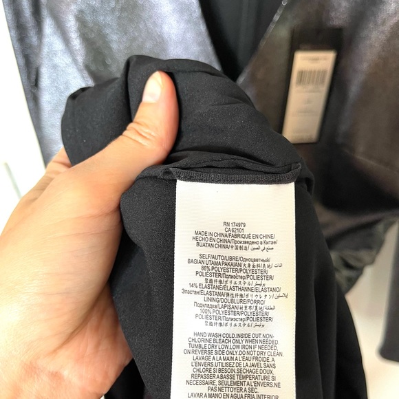 BCBGMAXAZRIA Silver Metallic Faux Wrap Mini Dress size 6 New Year's Eve dress - Picture 7 of 7